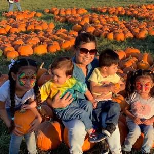 Meet your Posher, Edith